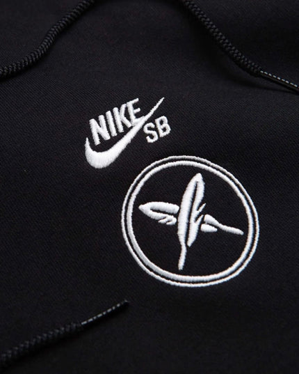 Nike SB Yuto Max90 Skate Hoodie - Black