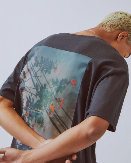 FEAR OF GOD ESSENTIALS Photo Series T-Shirt - Black