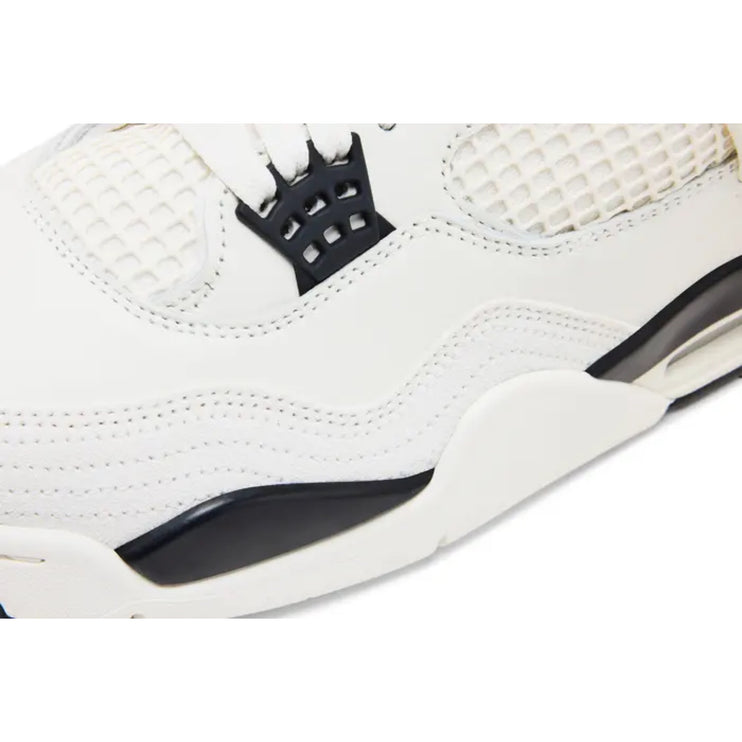 Air Jordan 4 Retro 'Flight Club'