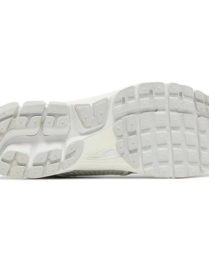 Nike Zoom Vomero 5 'Photon Dust University Blue'