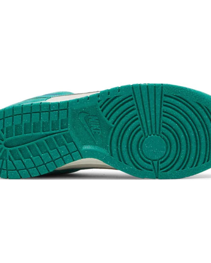 Nike Dunk Low SE 85 'Neptune Green' (Women's)