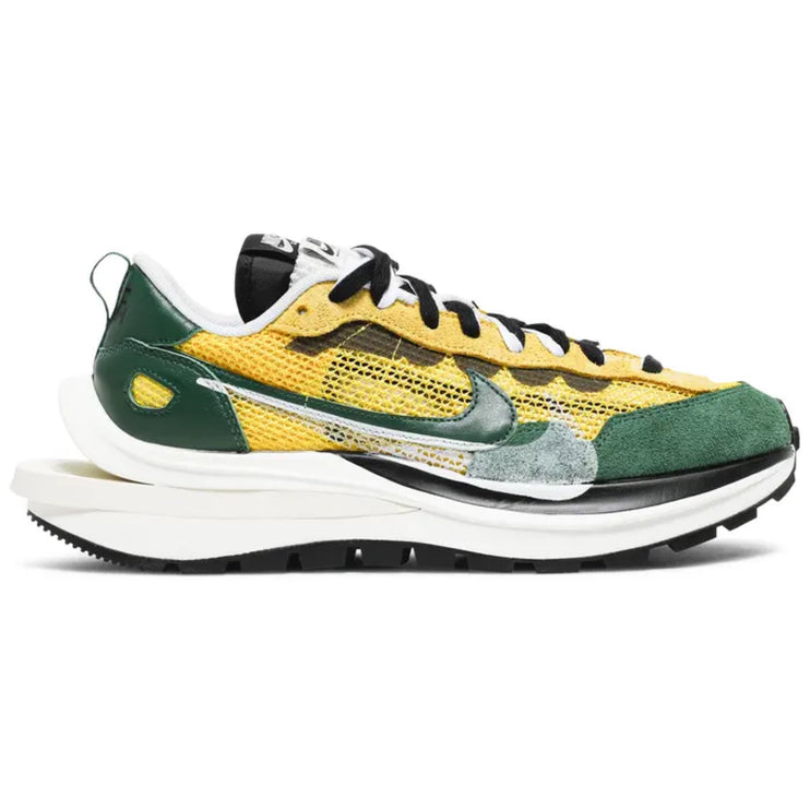 Sacai x Nike Vaporwaffle 'Tour Yellow Stadium Green'