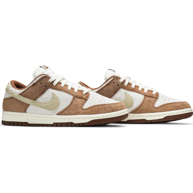 Nike Dunk Low &