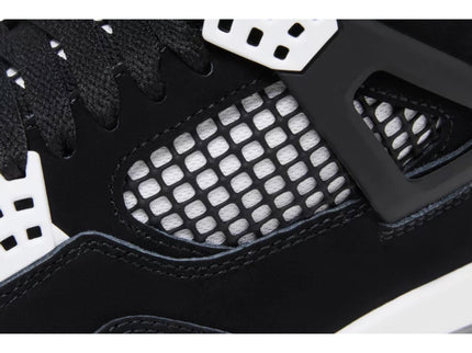 Air Jordan 4 Retro 'White Thunder'