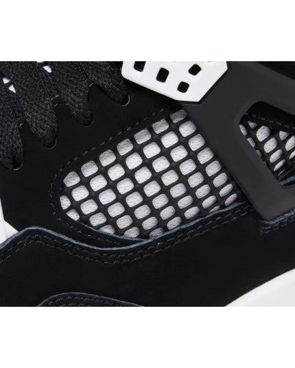 Air Jordan 4 Retro 'White Thunder'