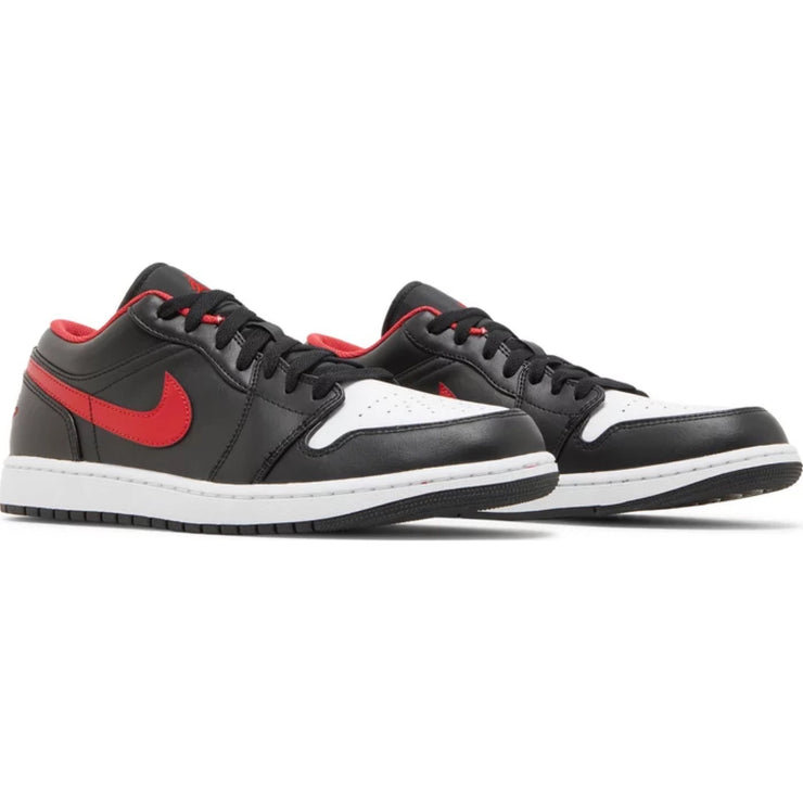 Air Jordan 1 Low &