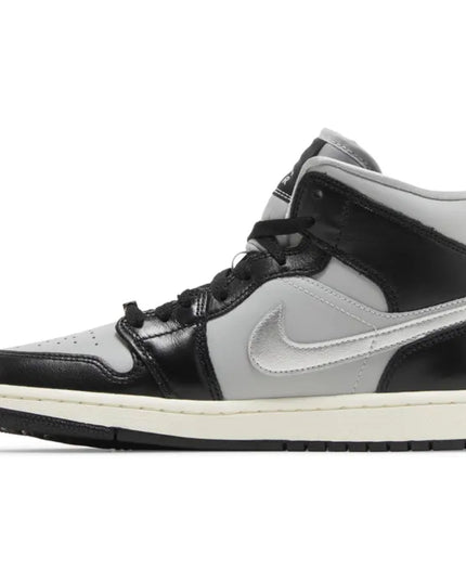 Air Jordan 1 Mid SE 'Black Metallic Silver' (Women's)