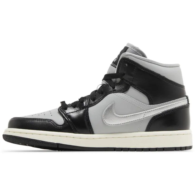 Air Jordan 1 Mid SE &