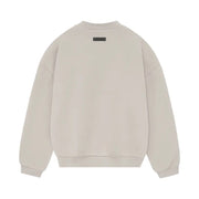 ESSENTIALS FIT - RELAXED BODY, SLEEVES, ELONGATED Crewneck - Silver Cloud (FW23)