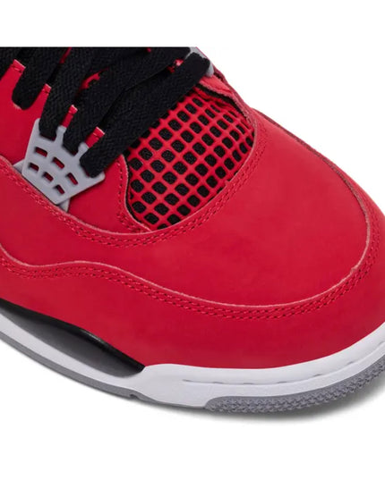 Air Jordan 4 Retro 'Toro Bravo' (2026)