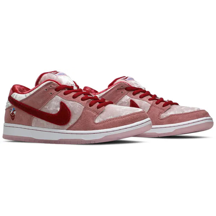 Nike SB Dunk Low 'StrangeLove Skateboards' (Regular Box)
