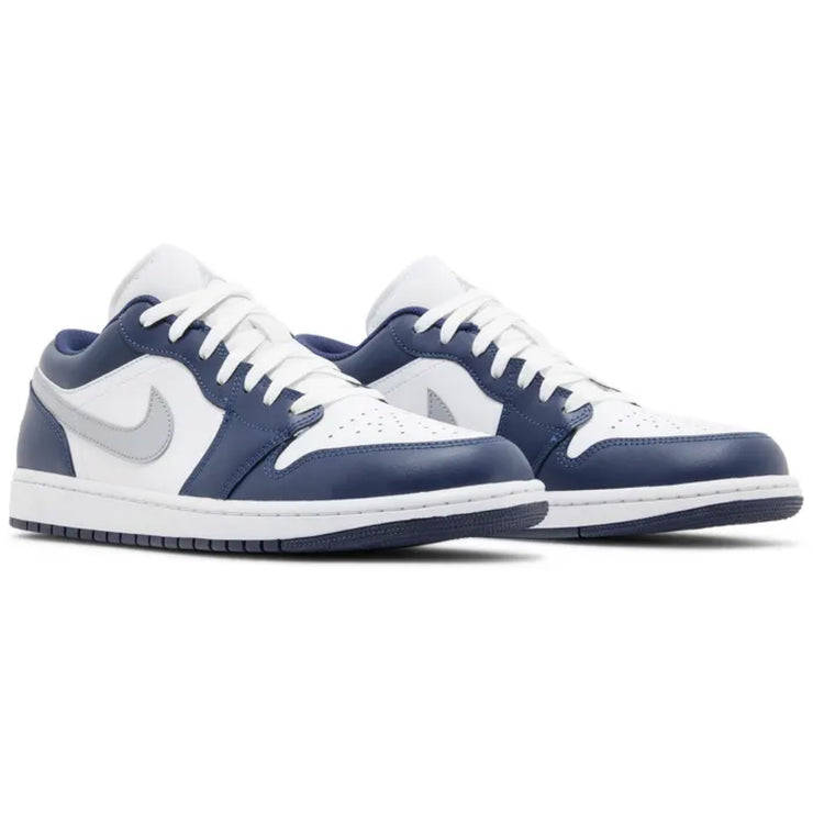 Air Jordan 1 Low &