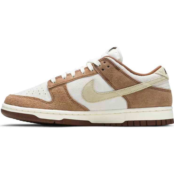 Nike Dunk Low &