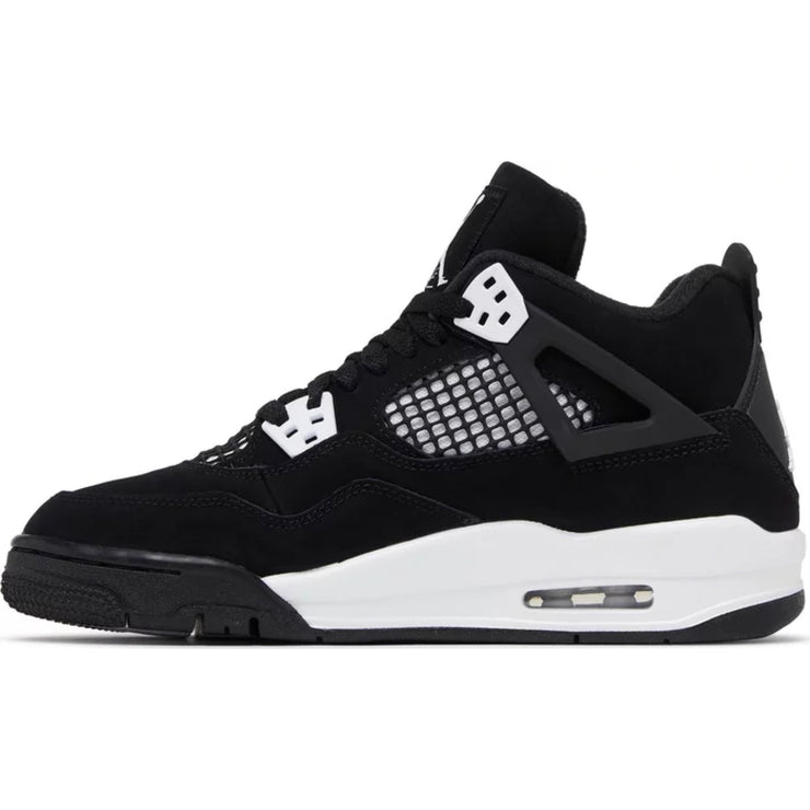 Air Jordan 4 Retro &