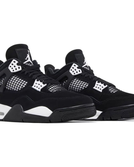 Air Jordan 4 Retro 'White Thunder'
