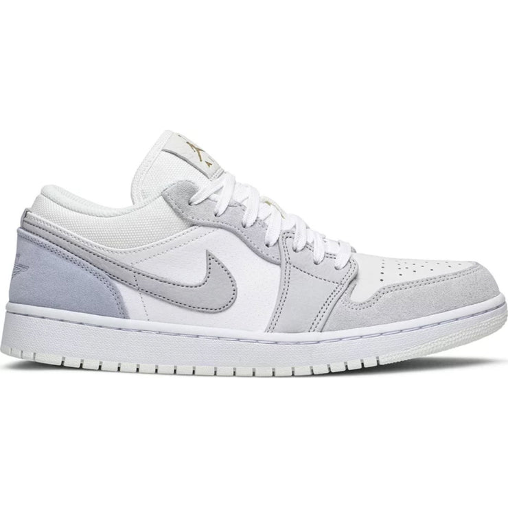 Air Jordan 1 Low &