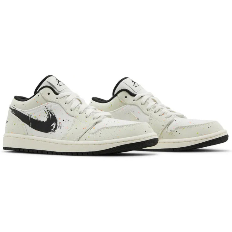 Air Jordan 1 Low &