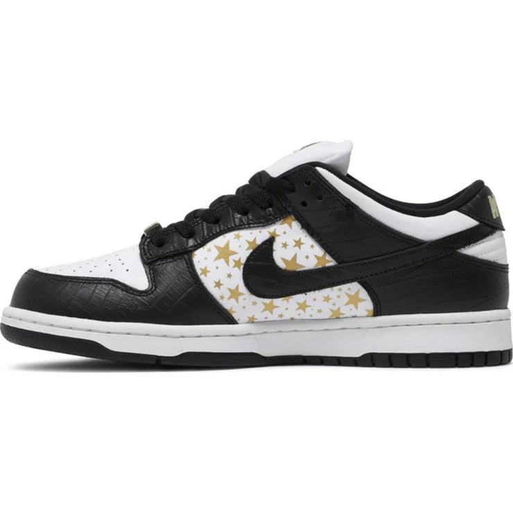 Supreme x Nike SB Dunk Low &