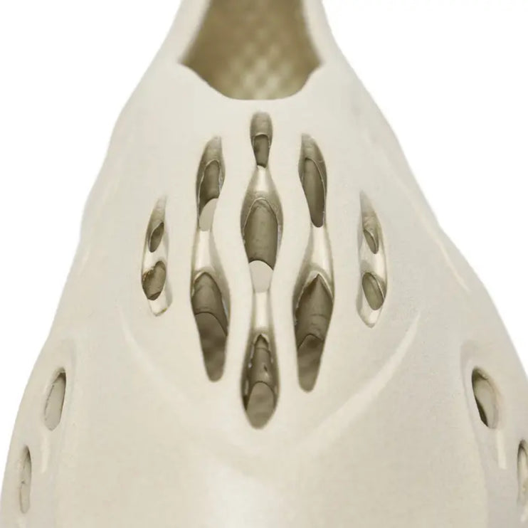 Adidas Yeezy Foam RNNR 'Sand'