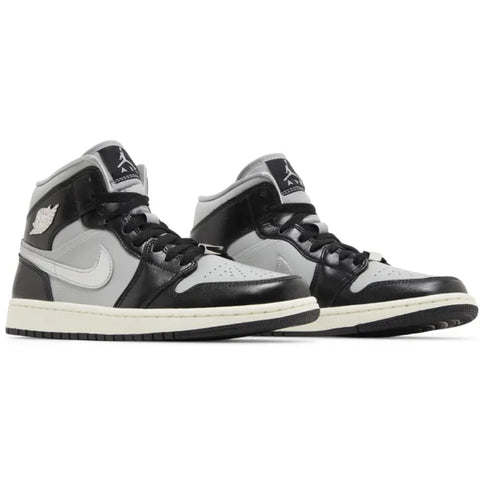 Air Jordan 1 Mid SE 'Black Metallic Silver' (Women's)