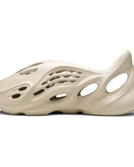 Adidas Yeezy Foam RNNR 'Sand'