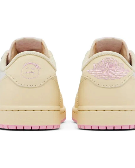 Travis Scott x Air Jordan 1 Retro Low OG 'Shy Pink'