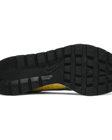 Sacai x Nike Vaporwaffle 'Tour Yellow Stadium Green'