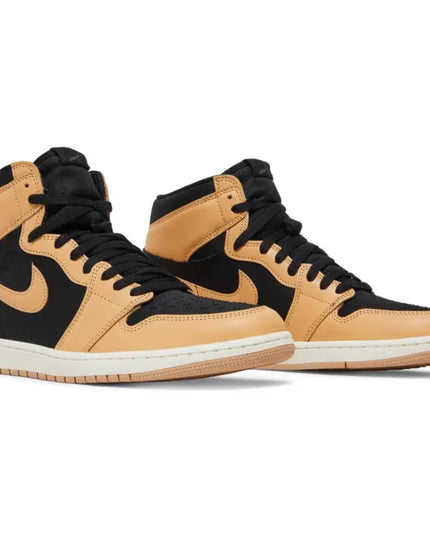 Air Jordan 1 Retro High OG 'Heirloom'