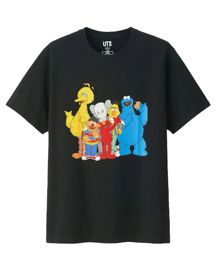 KAWS x Uniqlo Sesame Street Group T-Shirt - Black