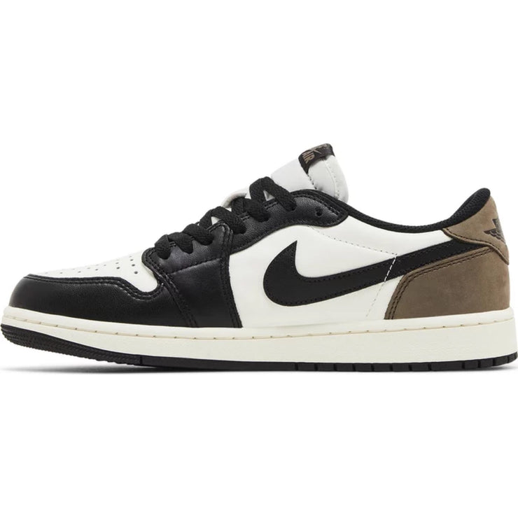 Air Jordan 1 Retro Low OG &