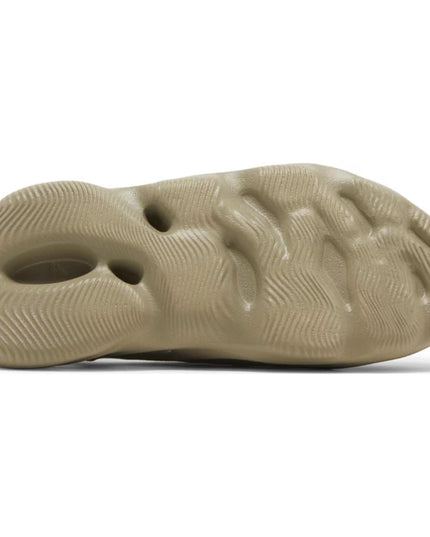 Adidas Yeezy Foam RNNR 'Stone Salt'