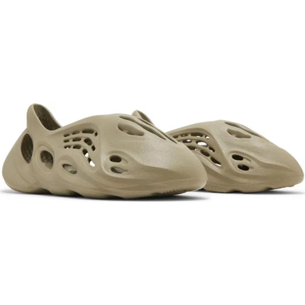 Adidas Yeezy Foam RNNR 'Stone Salt'