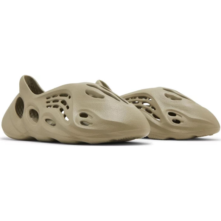 Adidas Yeezy Foam RNNR 'Stone Salt'