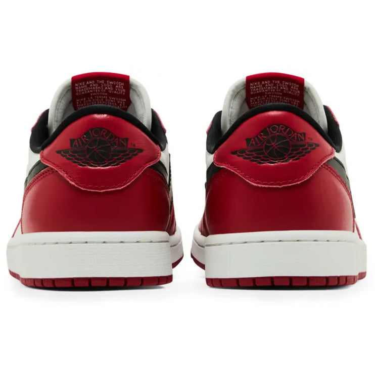Air Jordan 1 Retro Low OG 'Chicago' (2025)