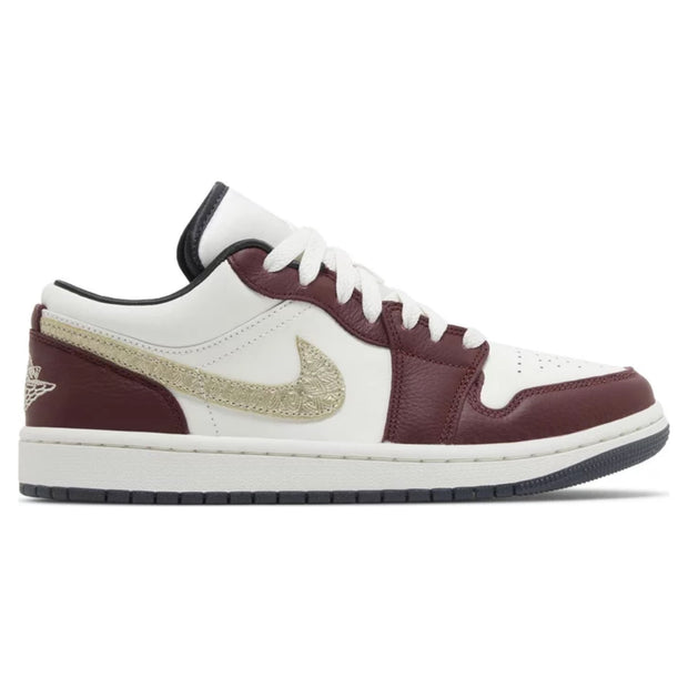 Air Jordan 1 Low &