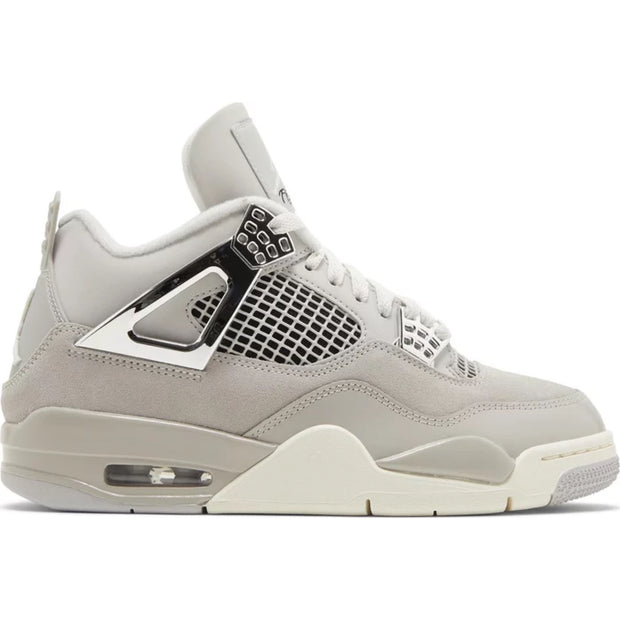 Air Jordan 4 Retro &