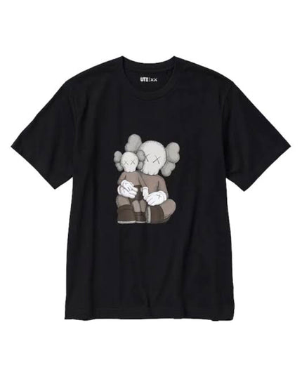 KAWS x Uniqlo UT Graphic T-Shirt - Black