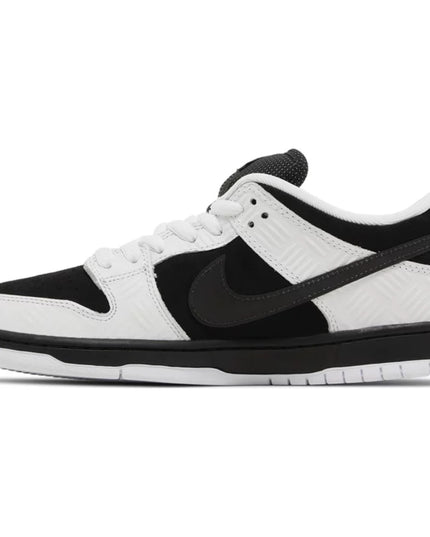 Nike SB Dunk Low 'TIGHTBOOTH'