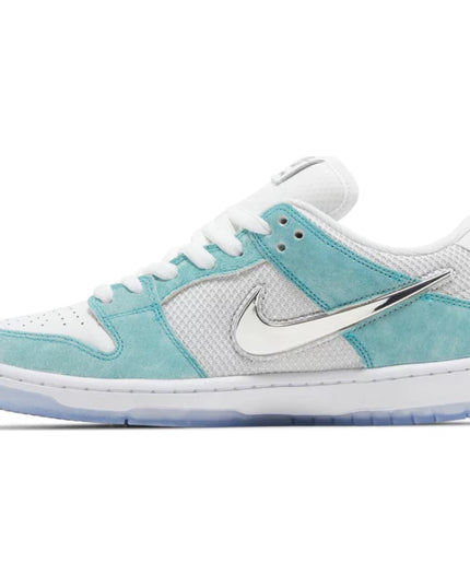 Nike SB Dunk Low 'April Skateboards'
