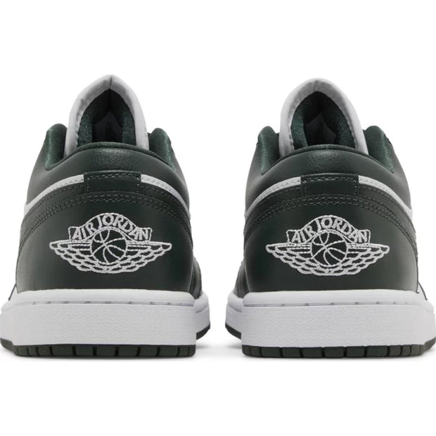 Air Jordan 1 Low &