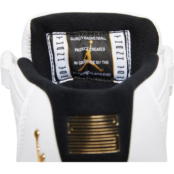 Air Jordan 11 Retro &