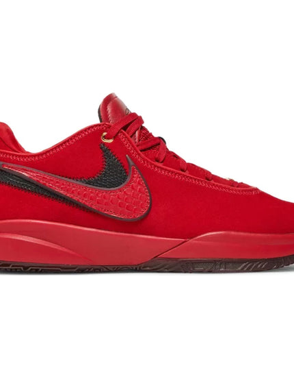 Nike LeBron 20 'Liverpool'