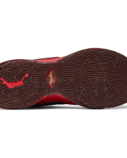 Nike LeBron 20 'Liverpool'