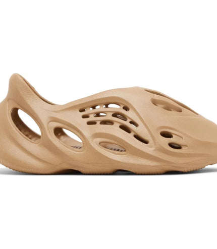 Adidas Yeezy Foam RNNR 'Clay Taupe'