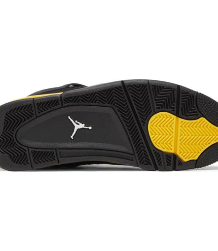 Air Jordan 4 Retro 'Thunder' (2023)
