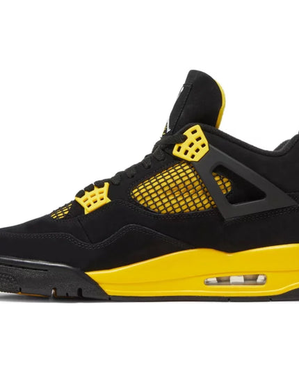 Air Jordan 4 Retro 'Thunder' (2023)