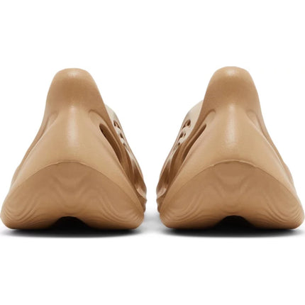 Adidas Yeezy Foam RNNR 'Clay Taupe'