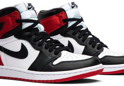 Air Jordan 1 Retro High 'Satin Black Toe' (Women's)