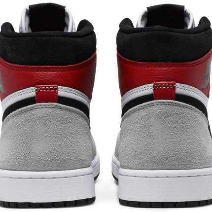 Air Jordan 1 Retro High 'Light Smoke Grey'