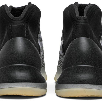 Adidas Yeezy QNTM (Lifestyle Model)